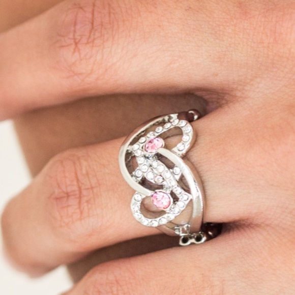 "Have The World On A HEART-String" - Silver Ring - Picture 1 of 2